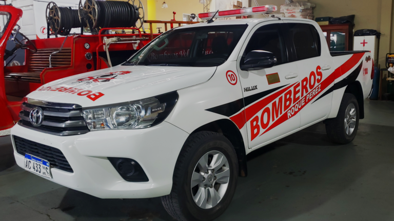 Movil 10 - Bomberos Roque Perez