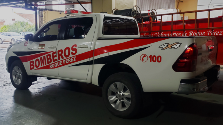 Movil 10 - Bomberos Roque Perez