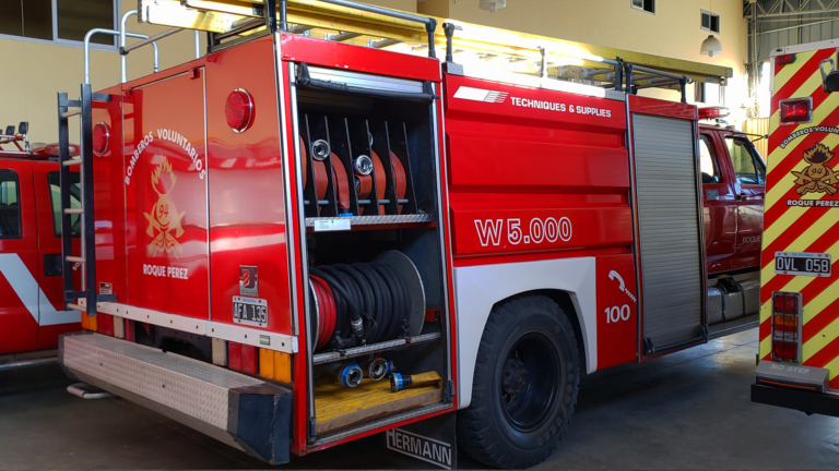 Movil 14 - Bomberos Roque Perez